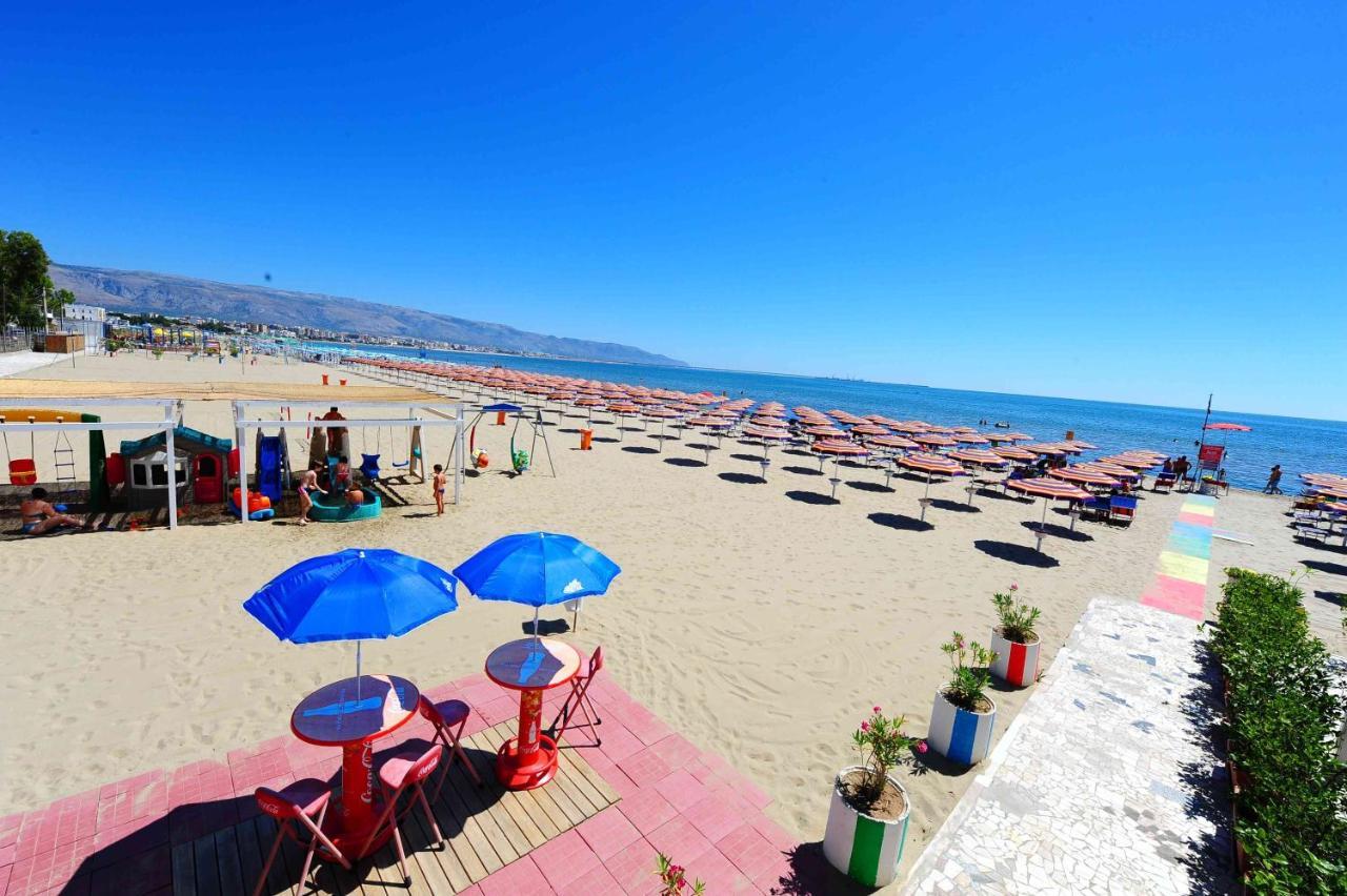 Maiorano Boutique Hotel Manfredonia Exterior photo