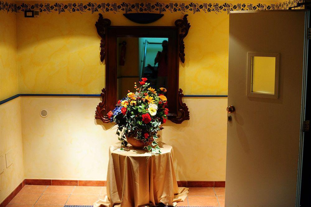Maiorano Boutique Hotel Manfredonia Exterior photo