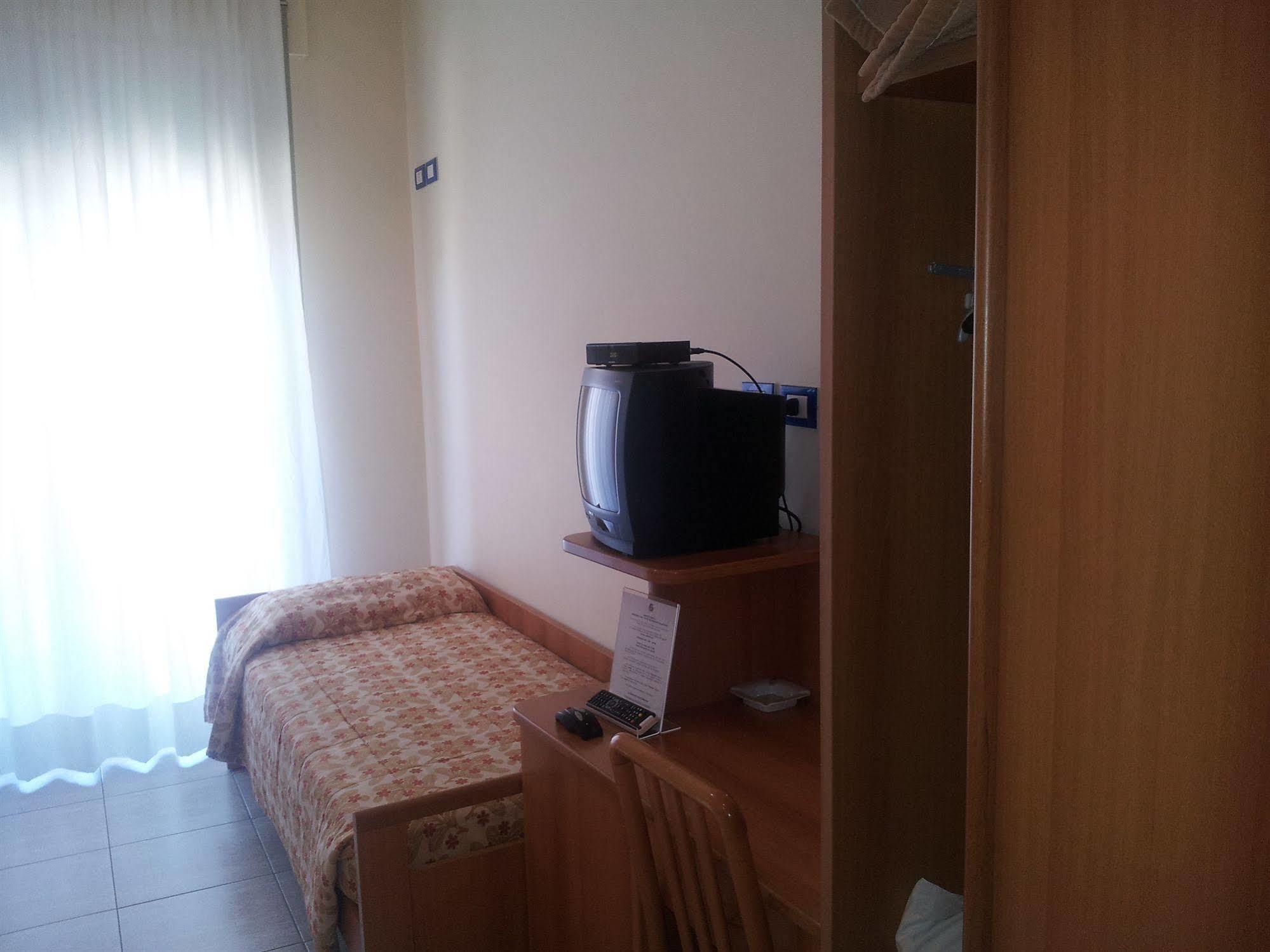 Maiorano Boutique Hotel Manfredonia Exterior photo