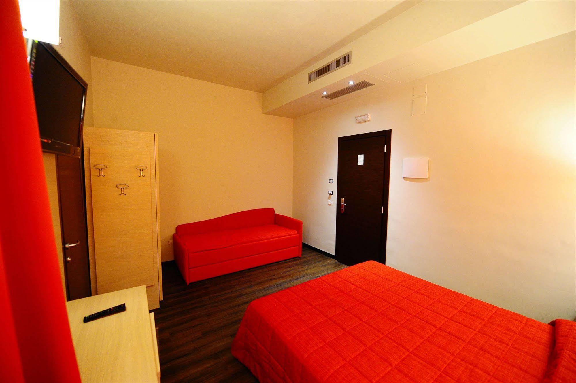Maiorano Boutique Hotel Manfredonia Exterior photo