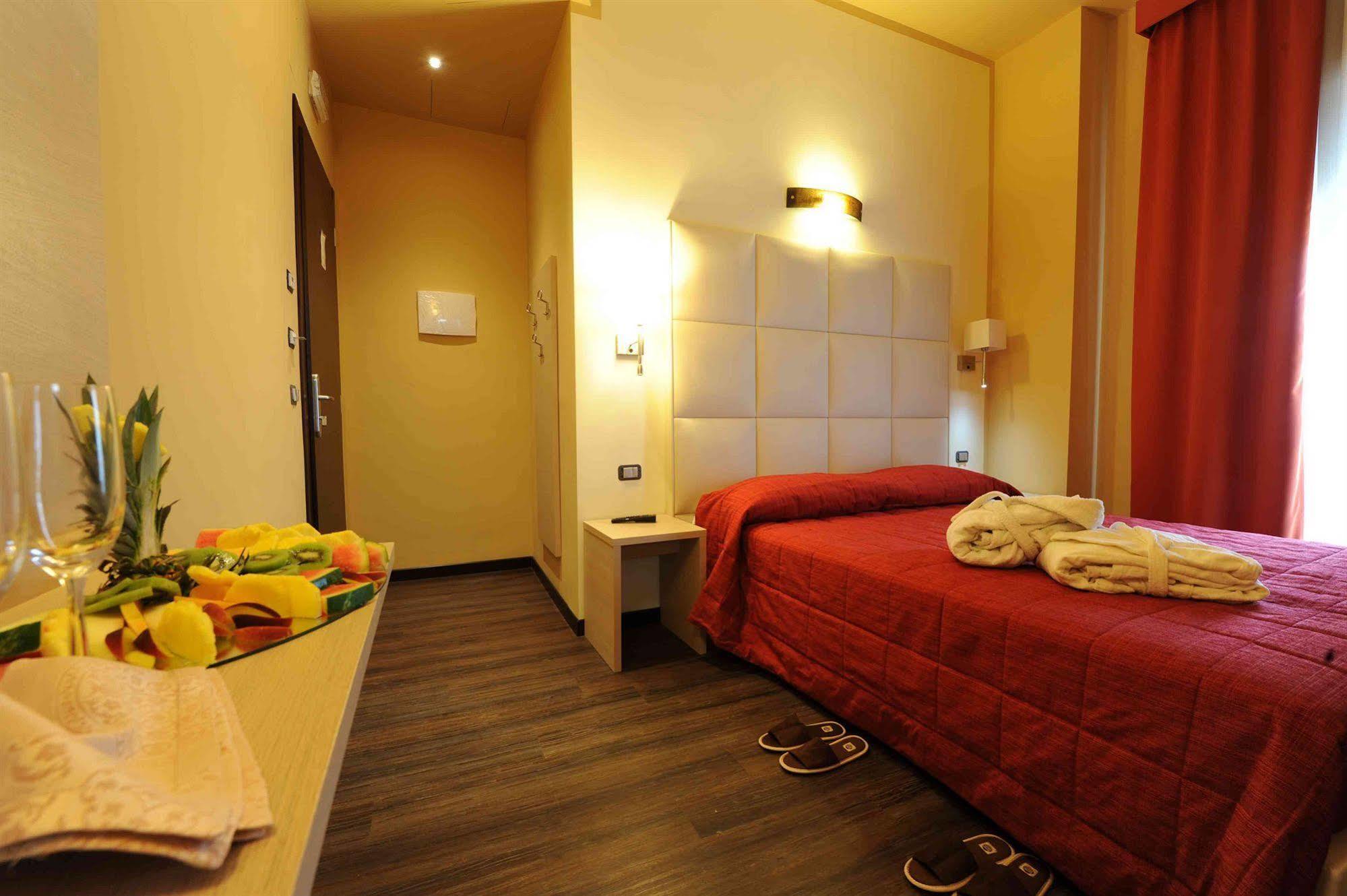Maiorano Boutique Hotel Manfredonia Exterior photo