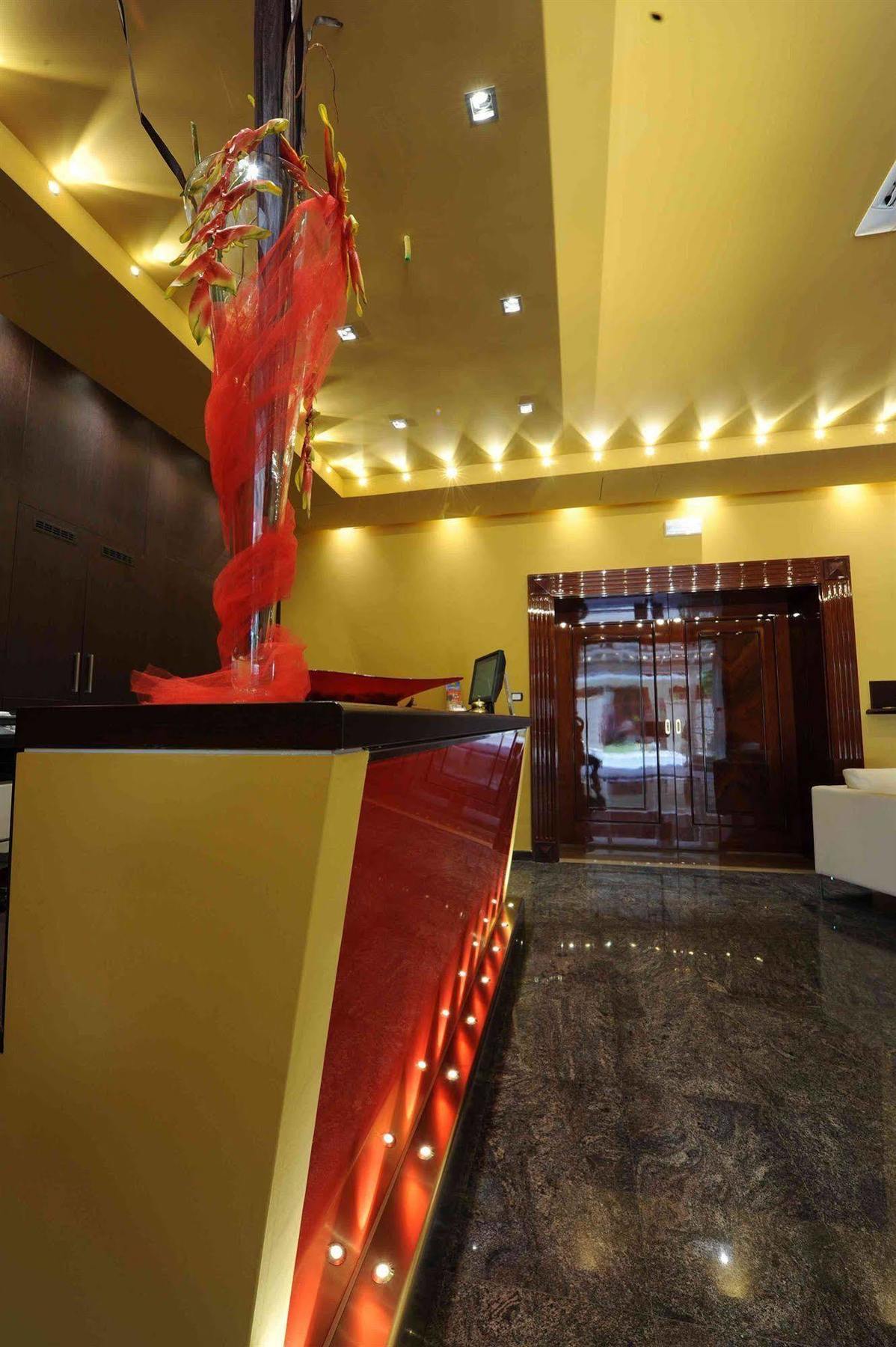 Maiorano Boutique Hotel Manfredonia Exterior photo
